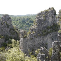 Photo de France - Le Cirque de Mourèze et le Lac du Salagou